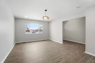 302 Highland Dr, Englewood, OH 45322 - Photo 7