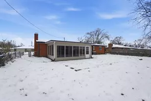 302 Highland Dr, Englewood, OH 45322 - Photo 49