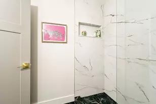 2410 Langdon Farm Rd, Cincinnati, OH 45237 - Photo 19