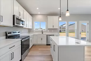 6071 Foothills Dr, Harrison, OH 45030 - Photo 5