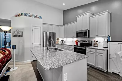 9625 Forest Hill Drive, Harrison, OH 45030 - Photo 5