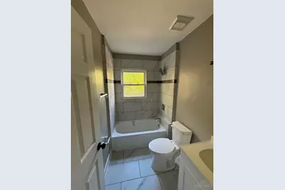 2340 Brokaw Avenue, Cincinnati, OH 45225 - Photo 9