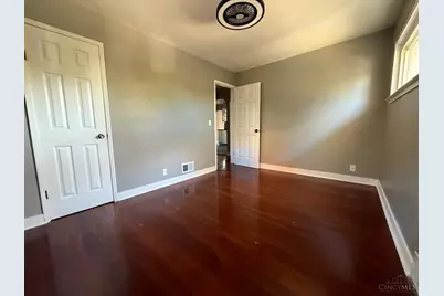 2340 Brokaw Avenue, Cincinnati, OH 45225 - Photo 13