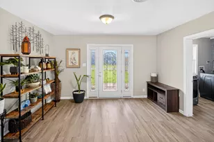 504 Boots Ln, Miami Township, OH 45140 - Photo 3