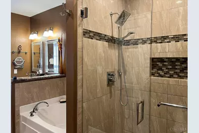 7411 Victoria Falls Avenue, Deerfield Township, OH 45039 - Photo 21