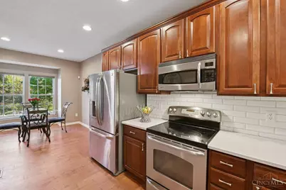 7411 Victoria Falls Avenue, Deerfield Township, OH 45039 - Photo 3