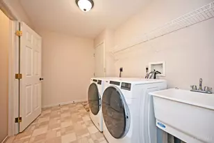 12168 Crestfield Ct, Symmes Township, OH 45249 - Photo 19