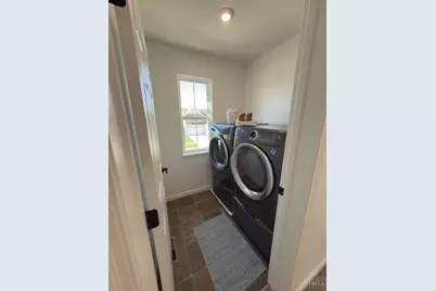 5750 Azra Court, Hamilton Township, OH 45152 - Photo 37