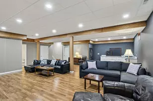 8022 Stonegate Dr, Anderson Township, OH 45255 - Photo 49