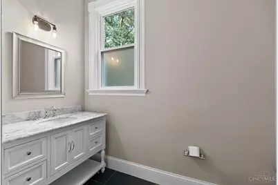 1545 Pullan Avenue, Cincinnati, OH 45223 - Photo 13