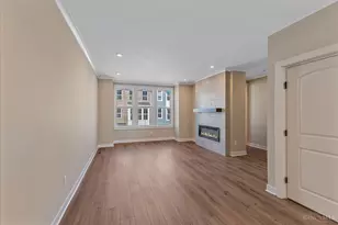 7251 Otley Dr, West Chester, OH 45069 - Photo 9