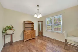 6855 Sayler Ave, Cincinnati, OH 45233 - Photo 11