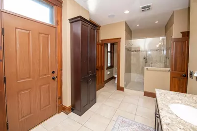 229 W Court Street, Cincinnati, OH 45202 - Photo 59