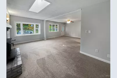 698 Winding Way, Union Township, OH 45245 - Photo 9