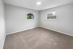 698 Winding Way, Union Township, OH 45245 - Photo 3