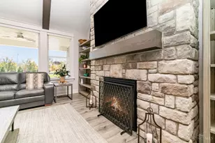 6893 Gaspar Trl, Liberty Township, OH 45044 - Photo 15