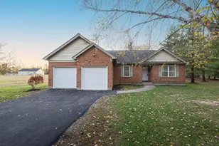 99 Waynoka Dr, Franklin Township, OH 45171 - Photo 1