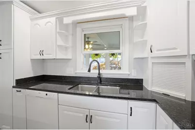 6604 Hitching Post Lane, Anderson Township, OH 45230 - Photo 11