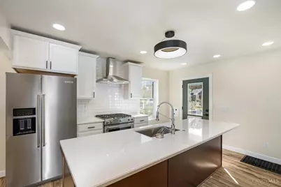 30 Gambier Circle, Green Hills, OH 45218 - Photo 3