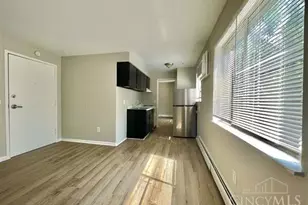 2842 Montana Ave, Cincinnati, OH 45211 - Photo 9