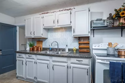 417 E Main Street, Leesburg, OH 45135 - Photo 11