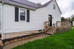 417 E Main St, Leesburg, OH 45135 - Photo 7