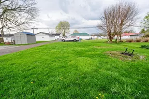 417 E Main St, Leesburg, OH 45135 - Photo 5