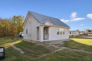 312 White Oak St, Higginsport, OH 45131 - Photo 3