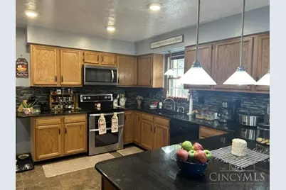 784 Kelly Drive, Wilmington, OH 45177 - Photo 3