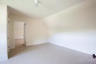 2067 Riverside Dr, Cincinnati, OH 45202 - Photo 25