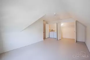 2067 Riverside Dr, Cincinnati, OH 45202 - Photo 31