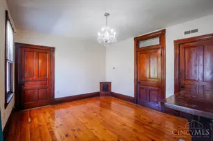 2067 Riverside Dr, Cincinnati, OH 45202 - Photo 9