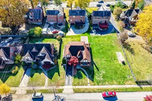 3239 Pickbury Dr, Cincinnati, OH 45211 - Photo 27