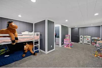 223 Alex Lane, Liberty Twp, OH 45693 - Photo 9