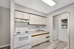 626 W Chestnut St, Oxford, OH 45056 - Photo 17