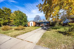 626 W Chestnut St, Oxford, OH 45056 - Photo 5