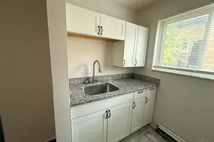 3553 Van Antwerp Pl, Cincinnati, OH 45229 - Photo 11