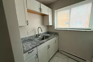 3553 Van Antwerp Pl, Cincinnati, OH 45229 - Photo 15