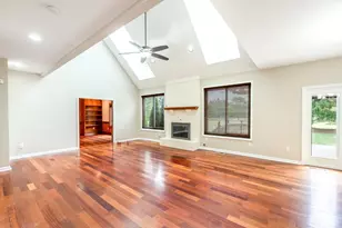 1209 Red Roan Ln, Miami Township, OH 45140 - Photo 9