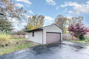 146 Overcliff Rd, Cincinnati, OH 45233 - Photo 23