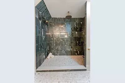 2185 Crane Avenue, Cincinnati, OH 45207 - Photo 55