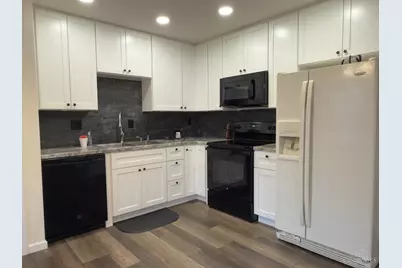 7630 Mad River Road, Miami Township, OH 45459 - Photo 9