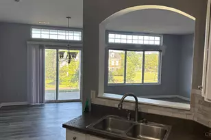 7787 Skyview Cir, Green Township, OH 45248 - Photo 17