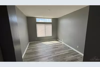 7787 Skyview Circle, Green Township, OH 45248 - Photo 27