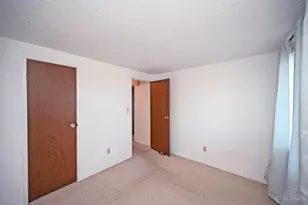 6617 Hearne Rd, Green Township, OH 45248 - Photo 21