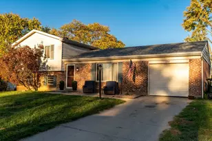 1352 Forester Dr, Springfield Township, OH 45240 - Photo 3