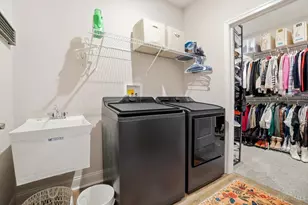 3740 Clydesdale Cir, Loveland, OH 45140 - Photo 33