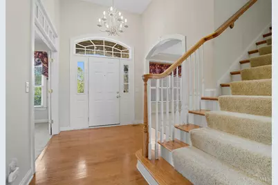 295 Stratford Lane, Beavercreek, OH 45385 - Photo 5