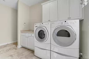 295 Stratford Ln, Beavercreek, OH 45385 - Photo 13