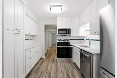 9760 Bunker Hill Lane #69, Montgomery, OH 45242 - Photo 11